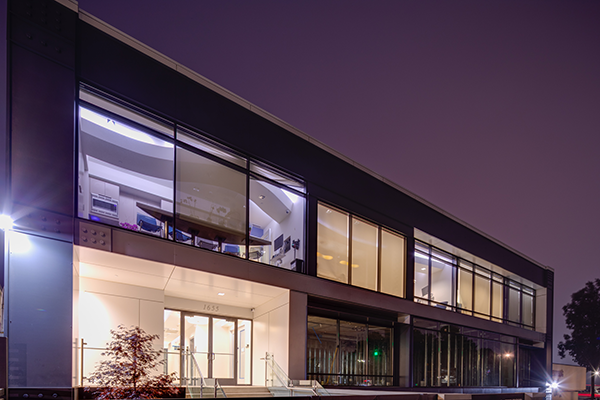 Peninsula Center for Dental Implants building